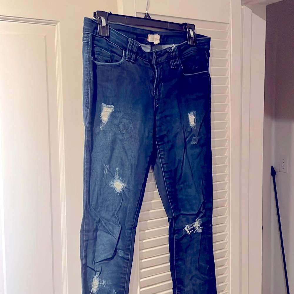 21 Denim skinny jeans. Size 27.